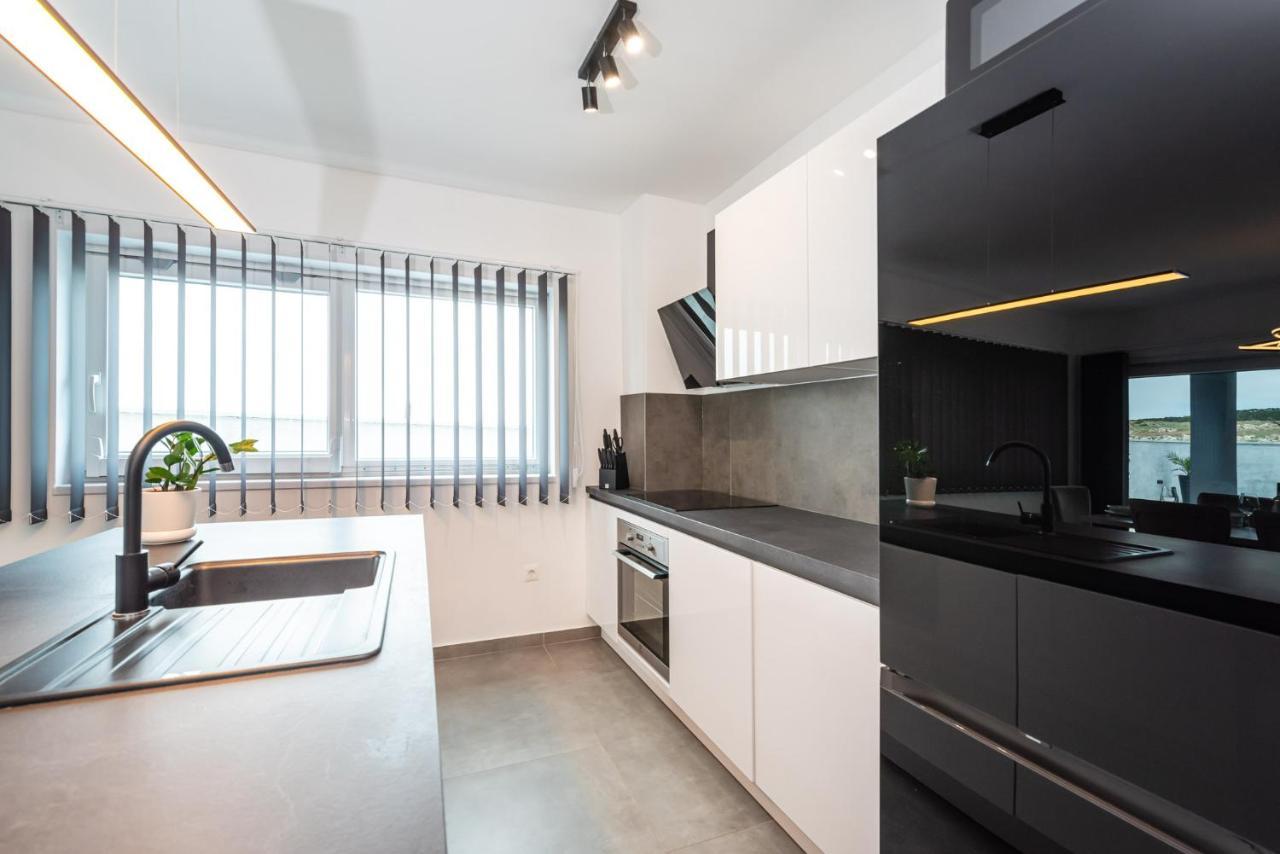 Luxury Villa Noemi Razanac Bagian luar foto