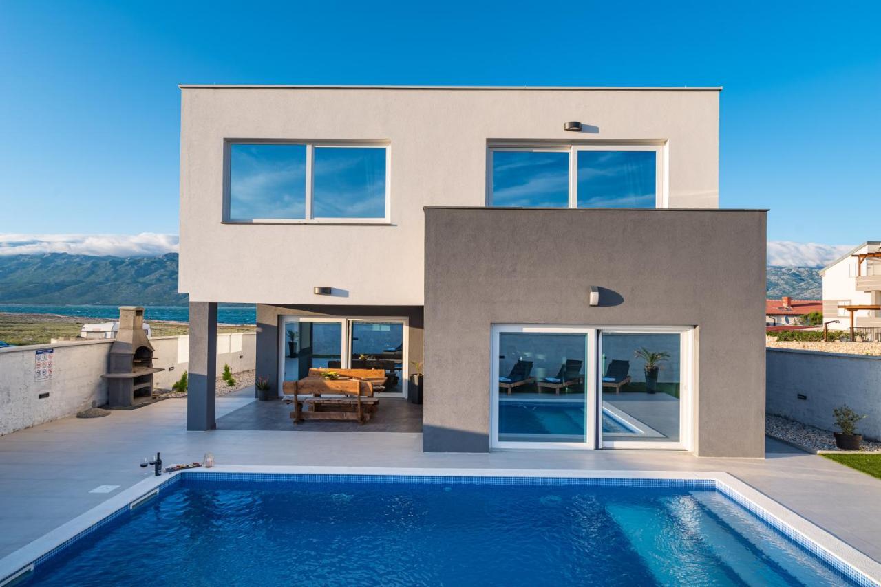 Luxury Villa Noemi Razanac Bagian luar foto