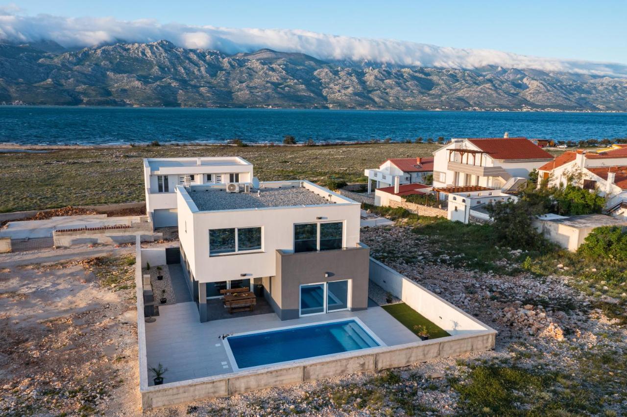 Luxury Villa Noemi Razanac Bagian luar foto